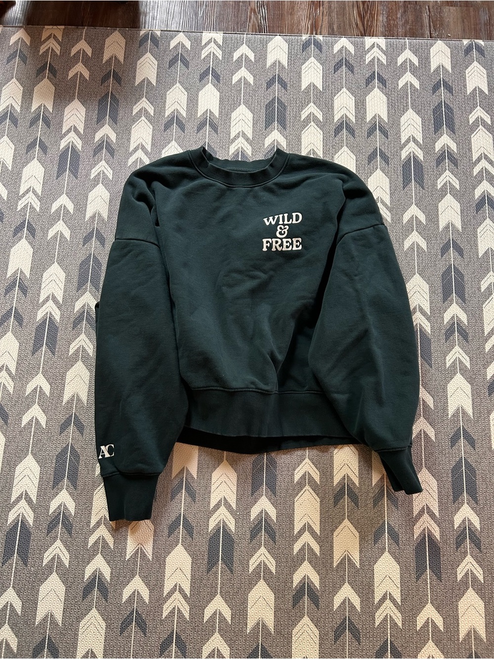 Wild & Free Forest Green Crewneck Sweatshirt